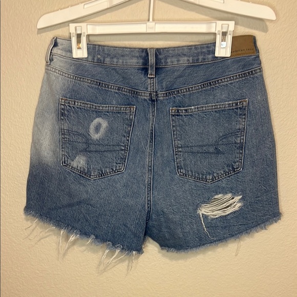 American Eagle Outfitters Blue Jean Distressed Shorts - Picture 2 of 4